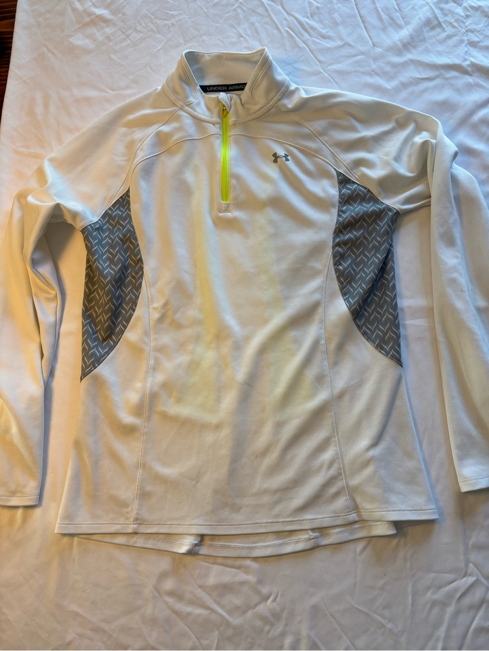 Under Armour White Quarter-Zip Women's Performance Pullover with Neon Yellow Zip